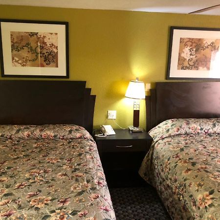 Kings Inn Mexia Екстериор снимка