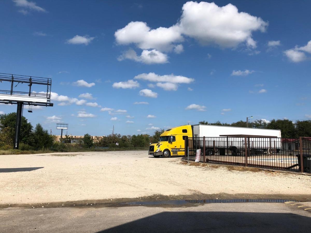 Kings Inn Mexia Екстериор снимка