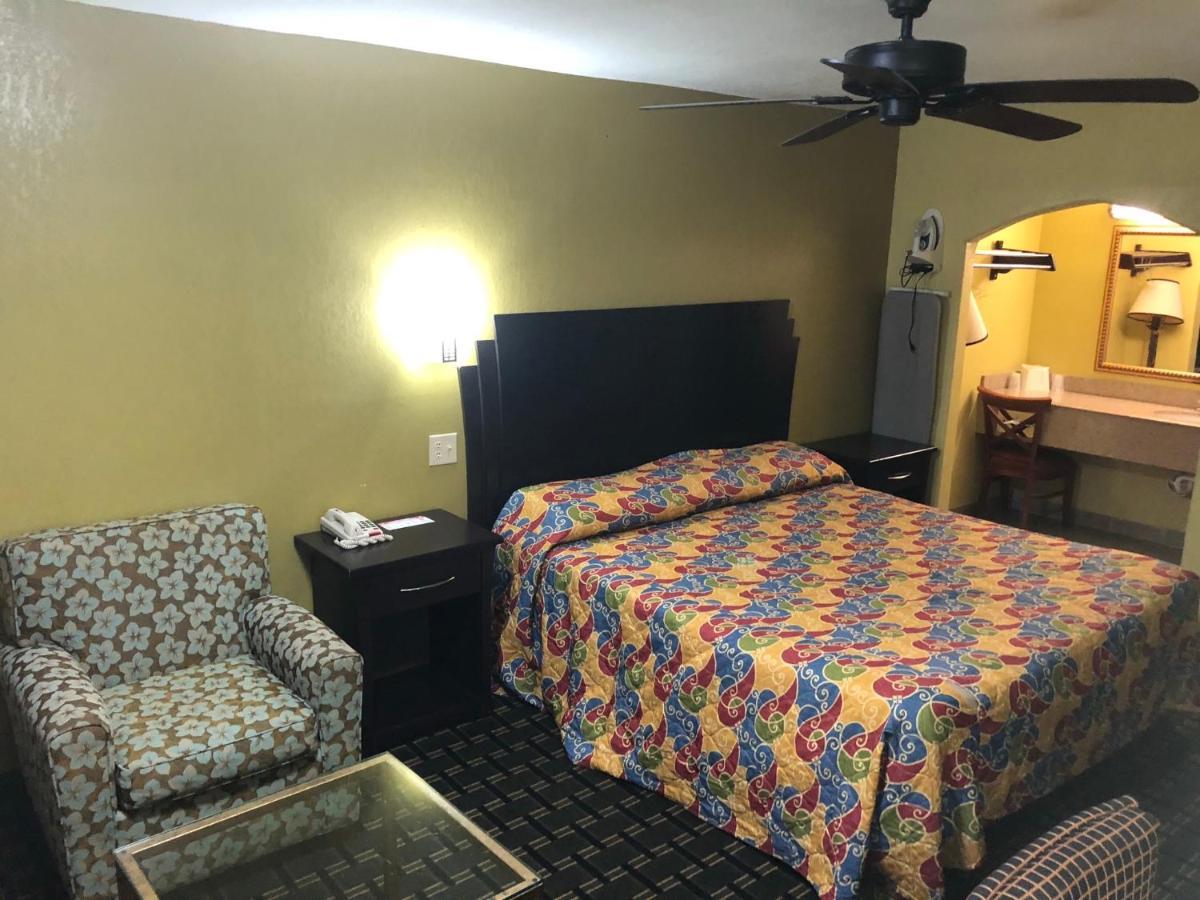 Kings Inn Mexia Екстериор снимка